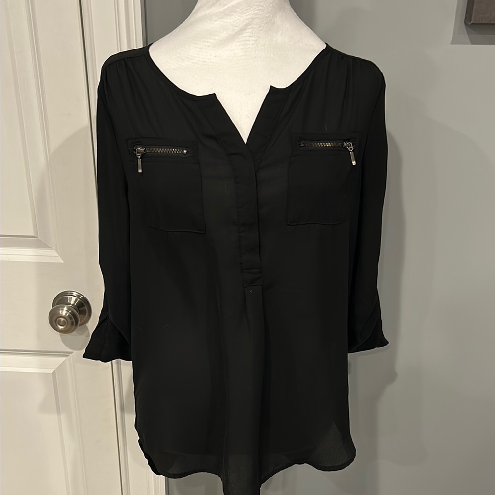 Chic Black Blouse with Zipper Accents